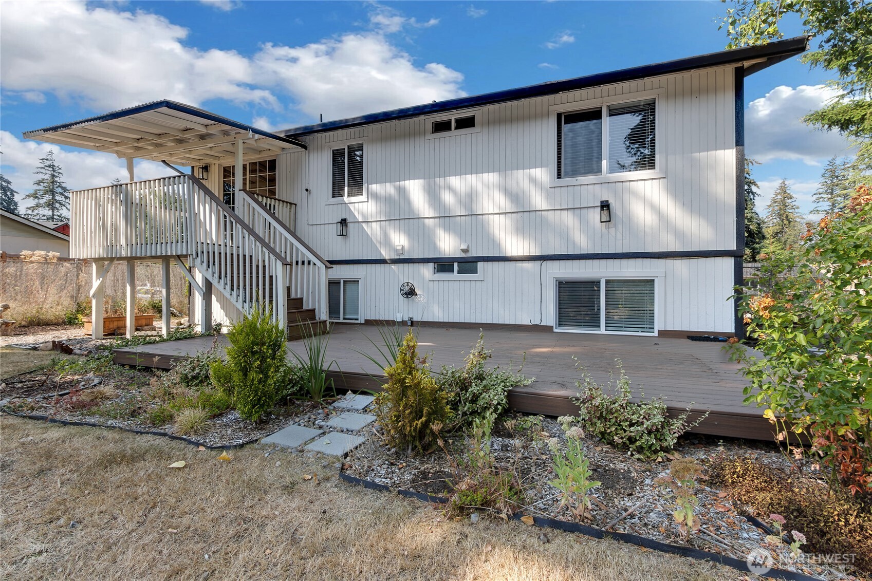 902 194th Street Property Photo 29