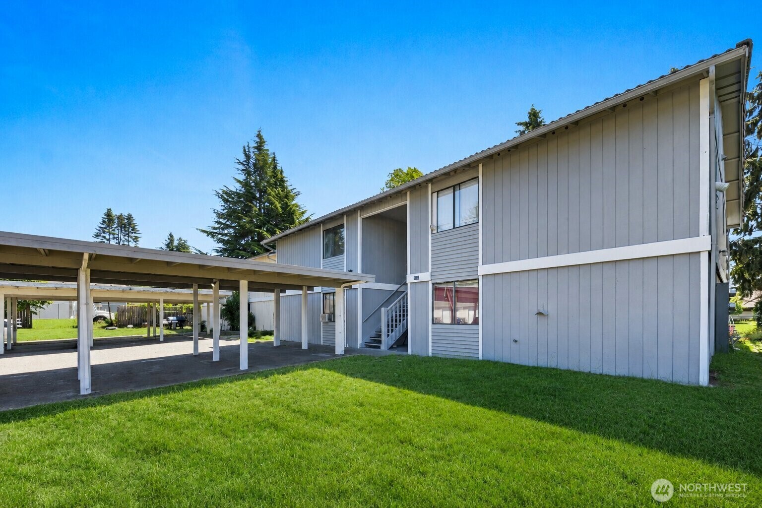 2826 D Place Property Photo 1