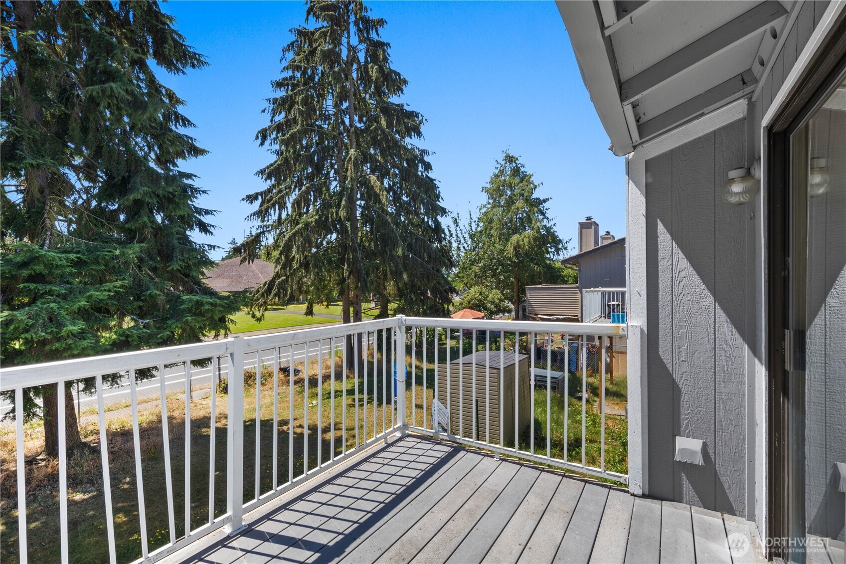 2826 D Place Property Photo 13