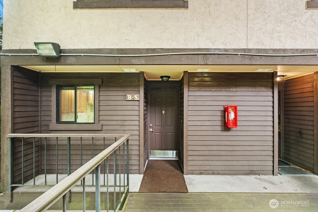 136 Summit Avenue B8 Property Photo 3