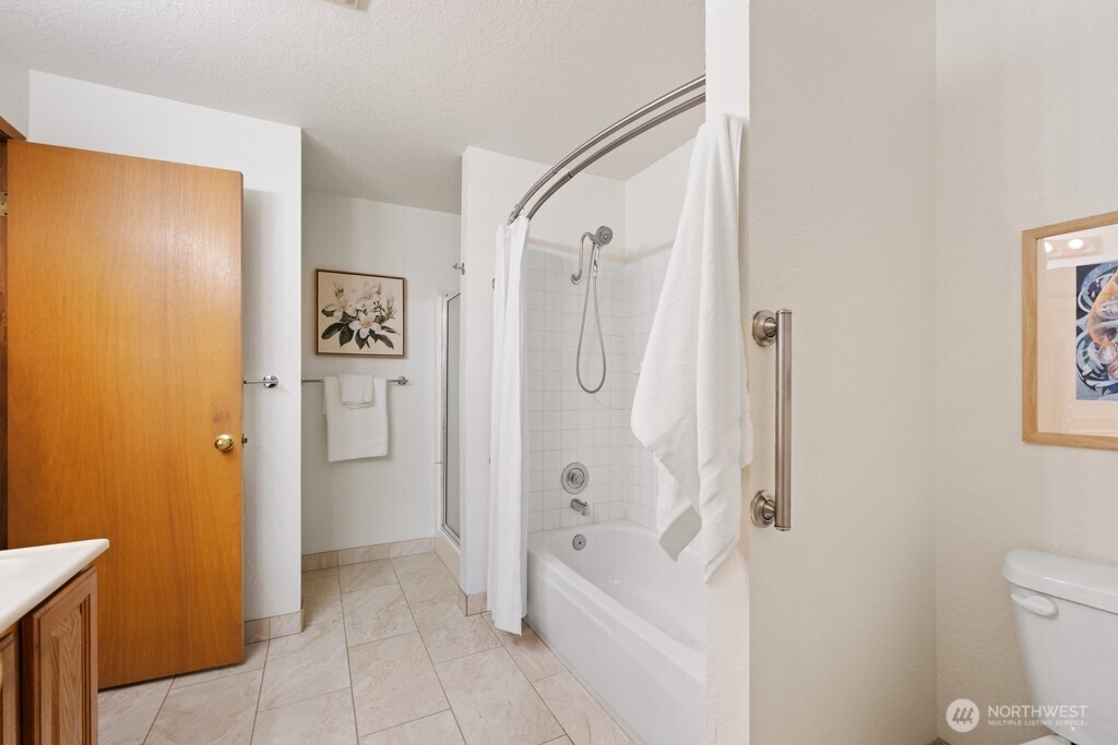 136 Summit Avenue B8 Property Photo 18