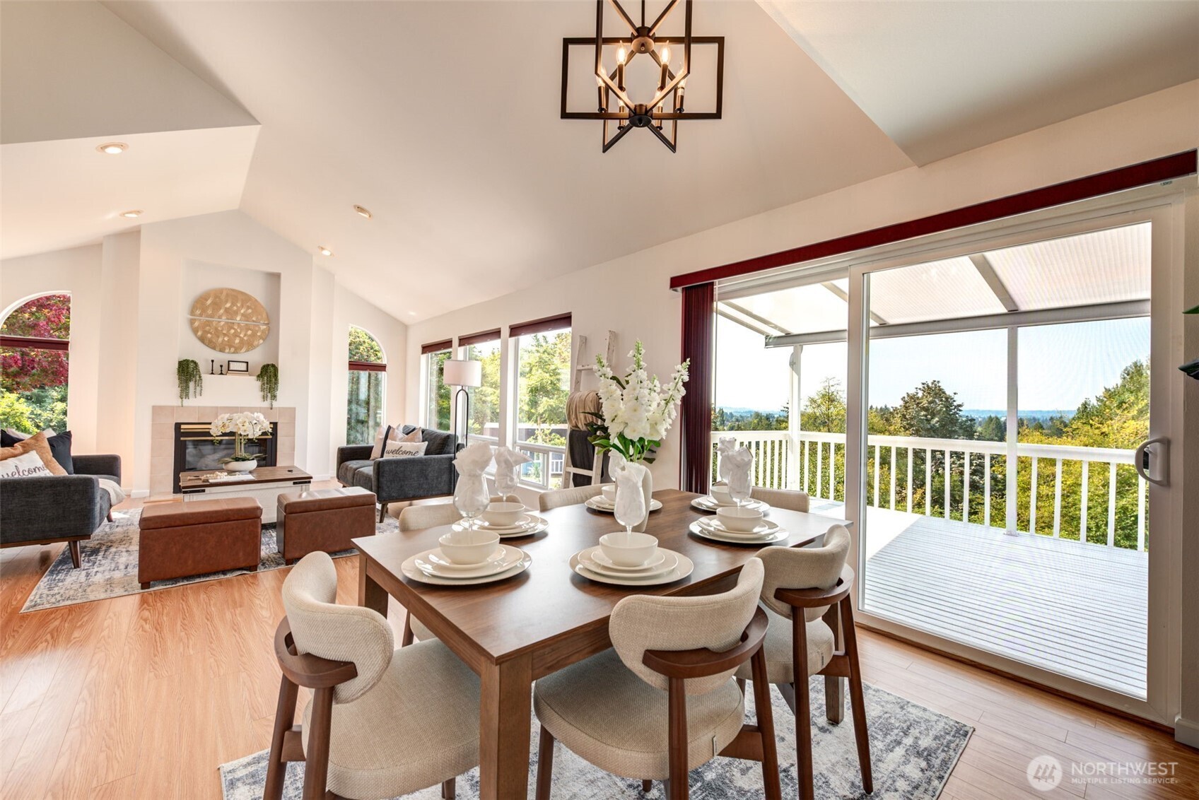 7500 76th Place Property Photo 12