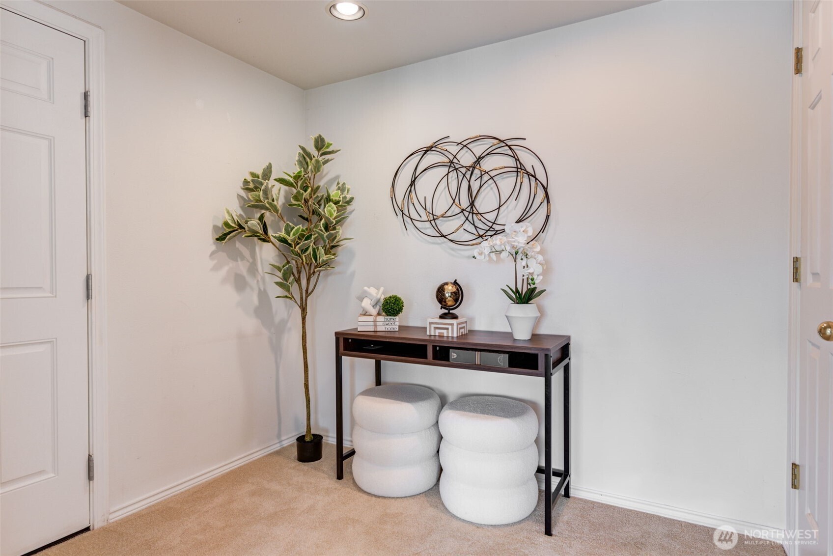 7500 76th Place Property Photo 24