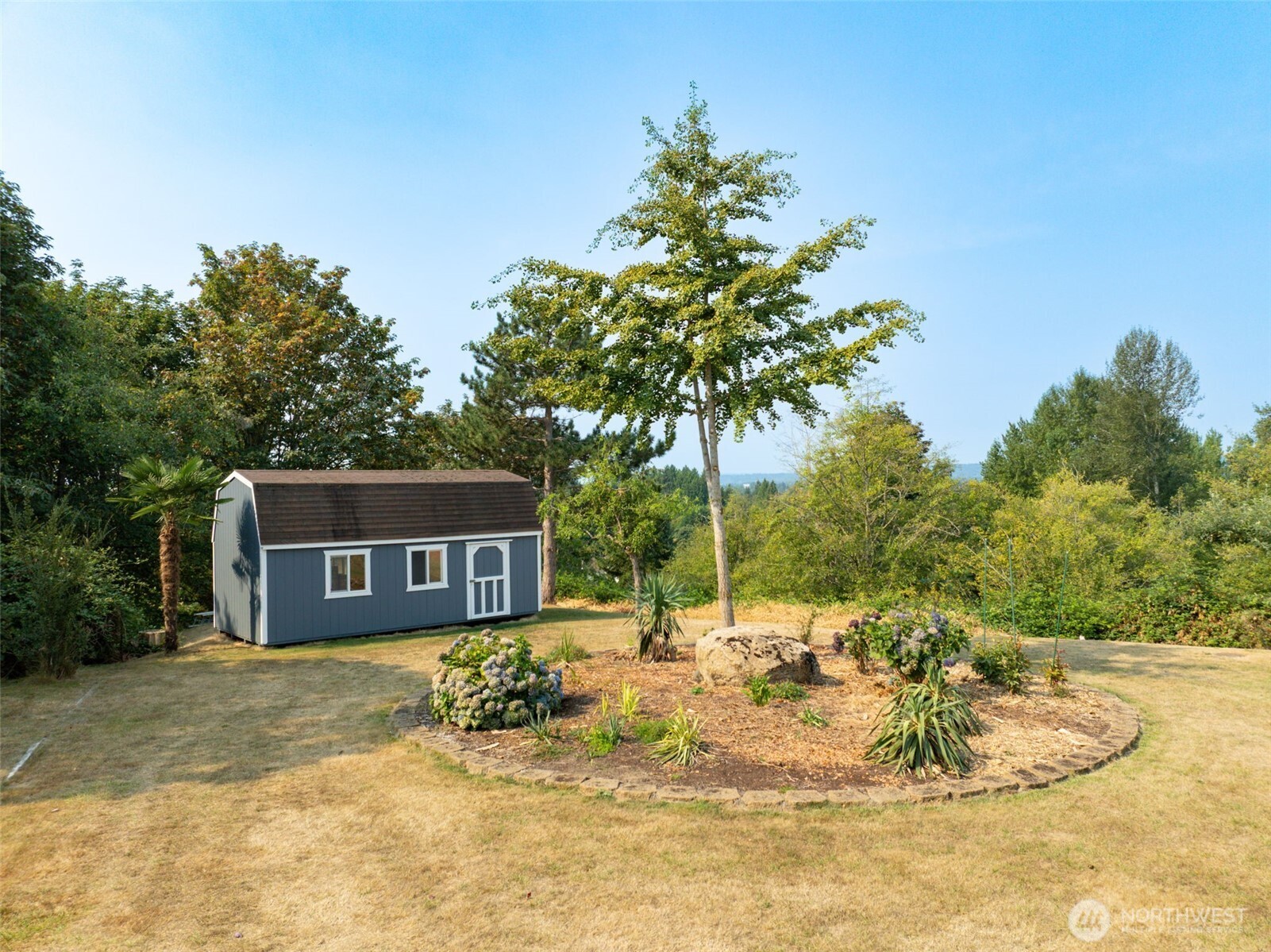7500 76th Place Property Photo 35