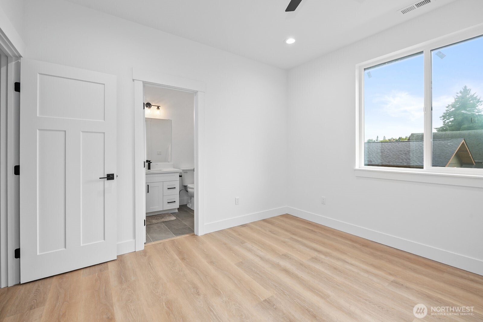 1122 Tecumseh Street Property Photo 10
