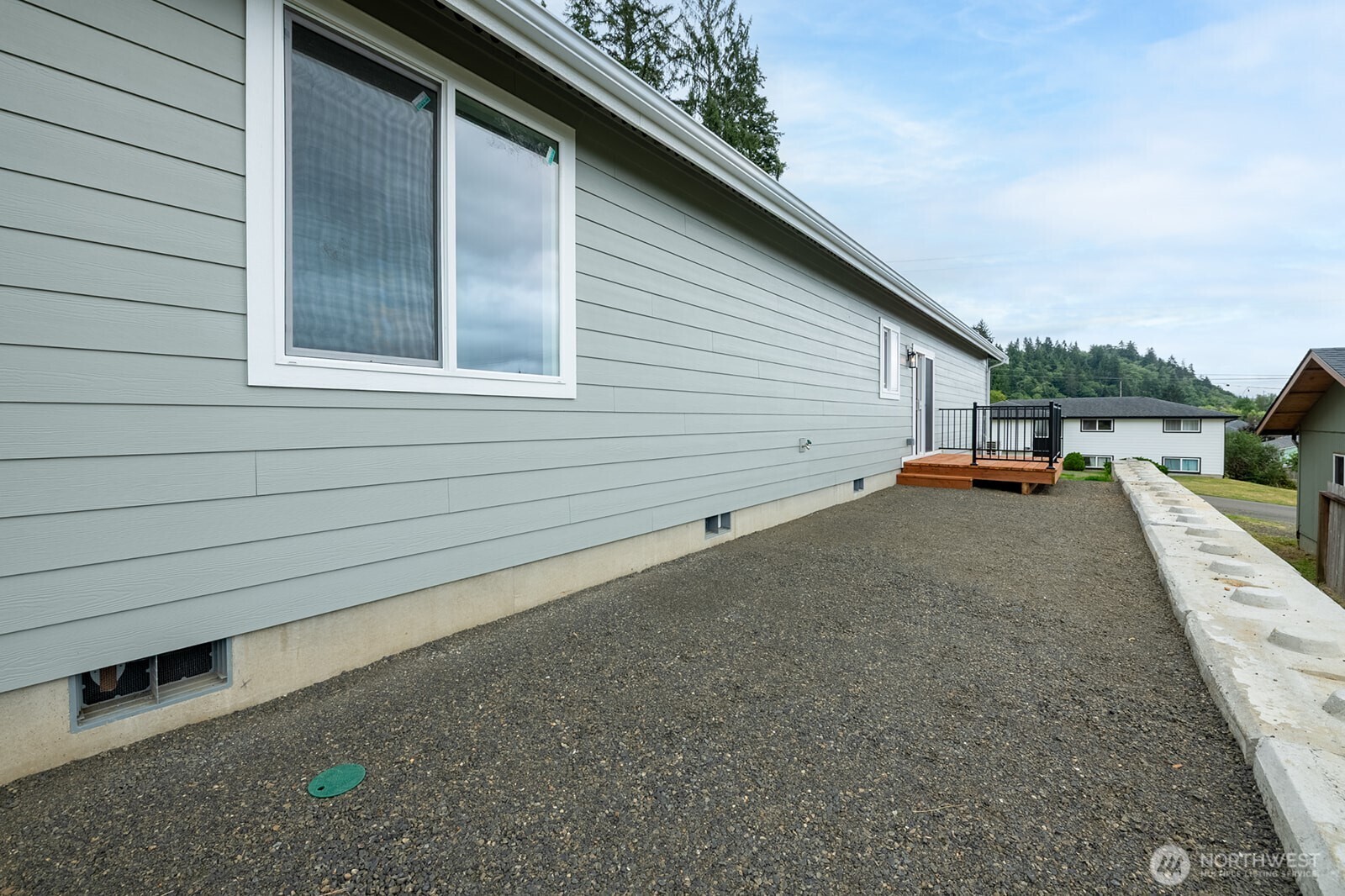 1122 Tecumseh Street Property Photo 21