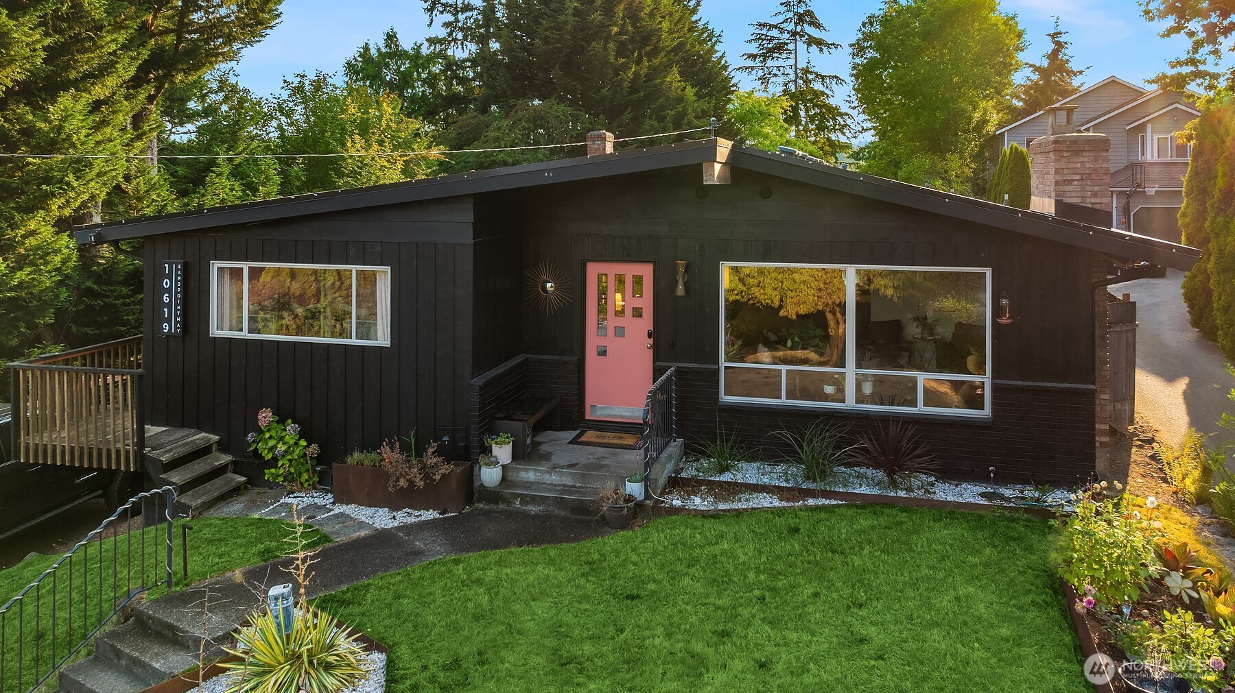 10619 Sand Point Way Property Photo 20
