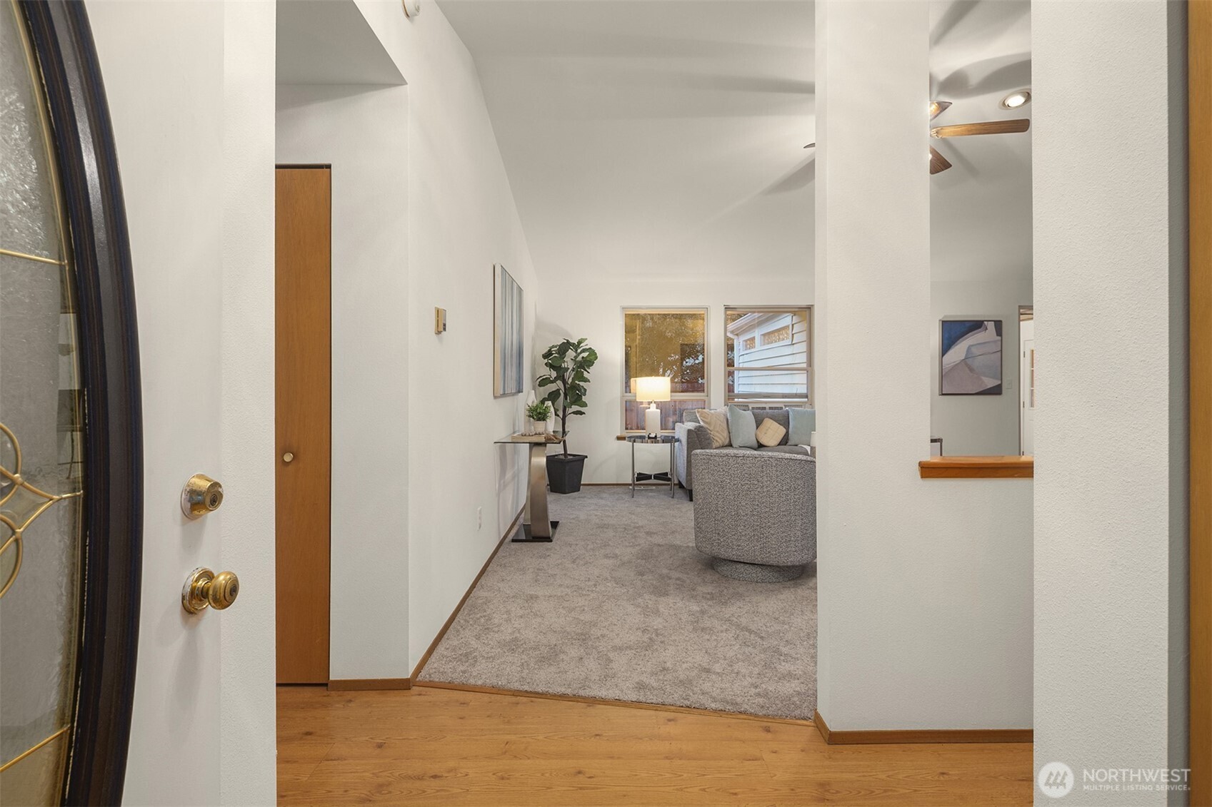 11703 30th Street Property Photo 6