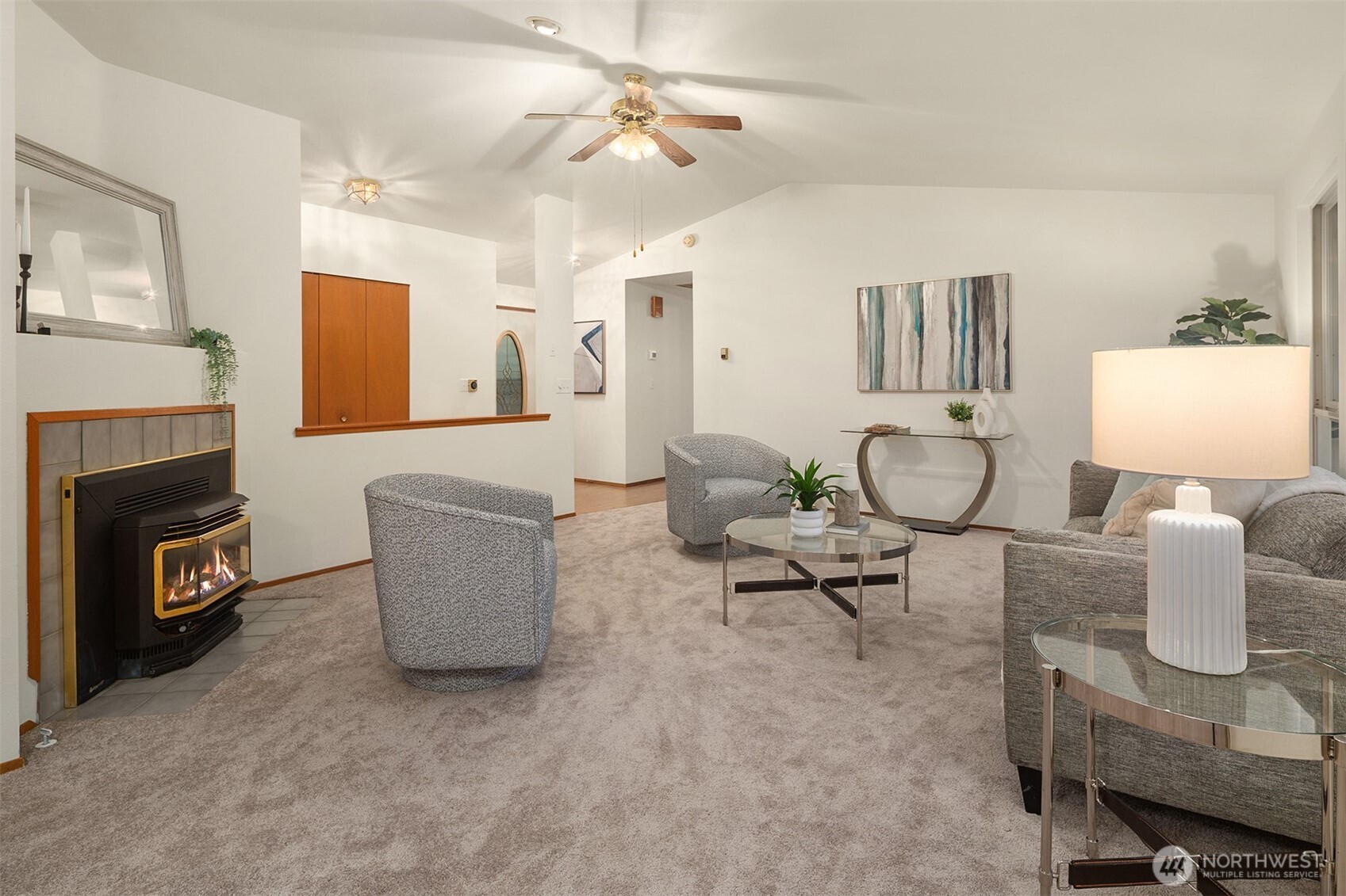 11703 30th Street Property Photo 8