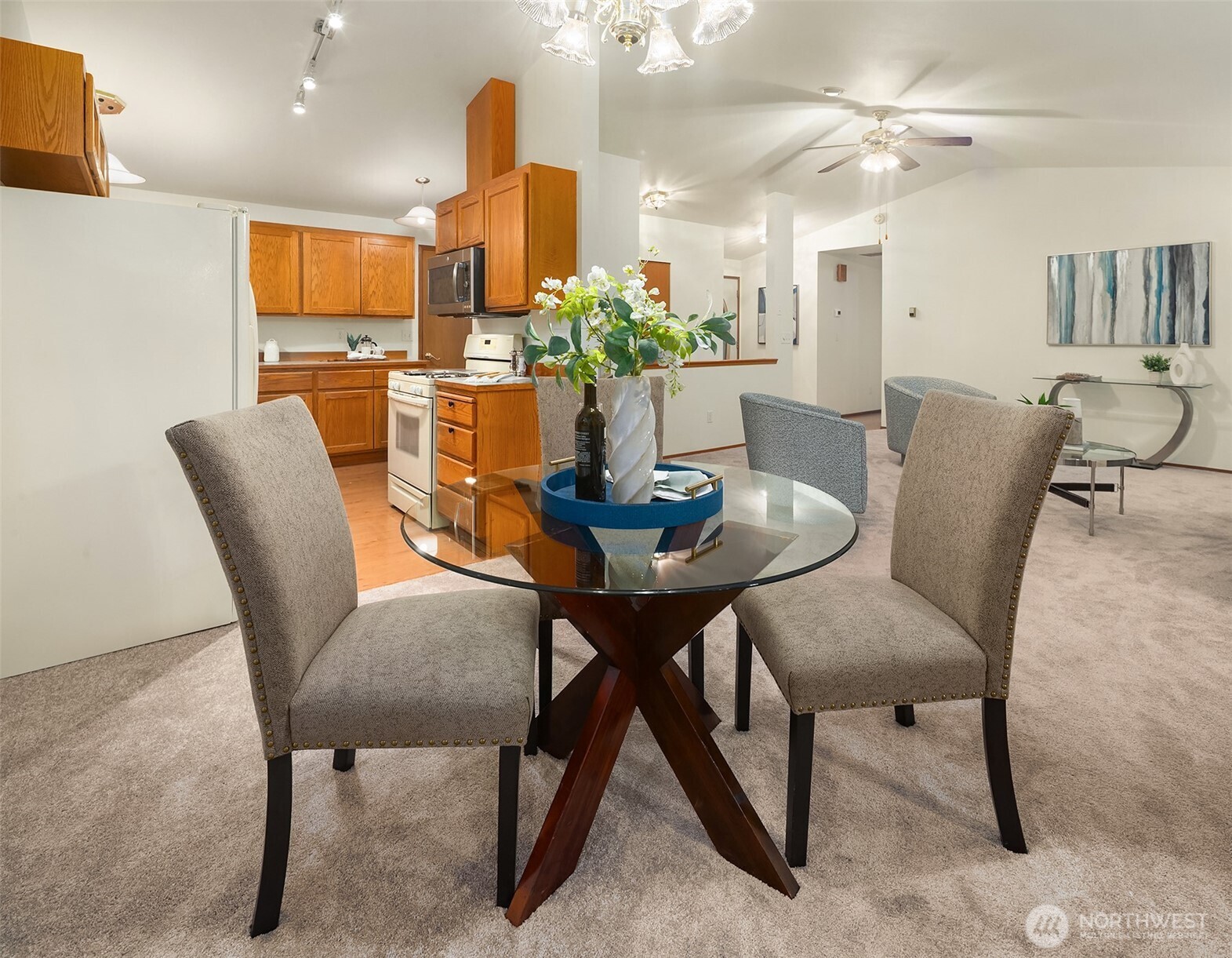 11703 30th Street Property Photo 10