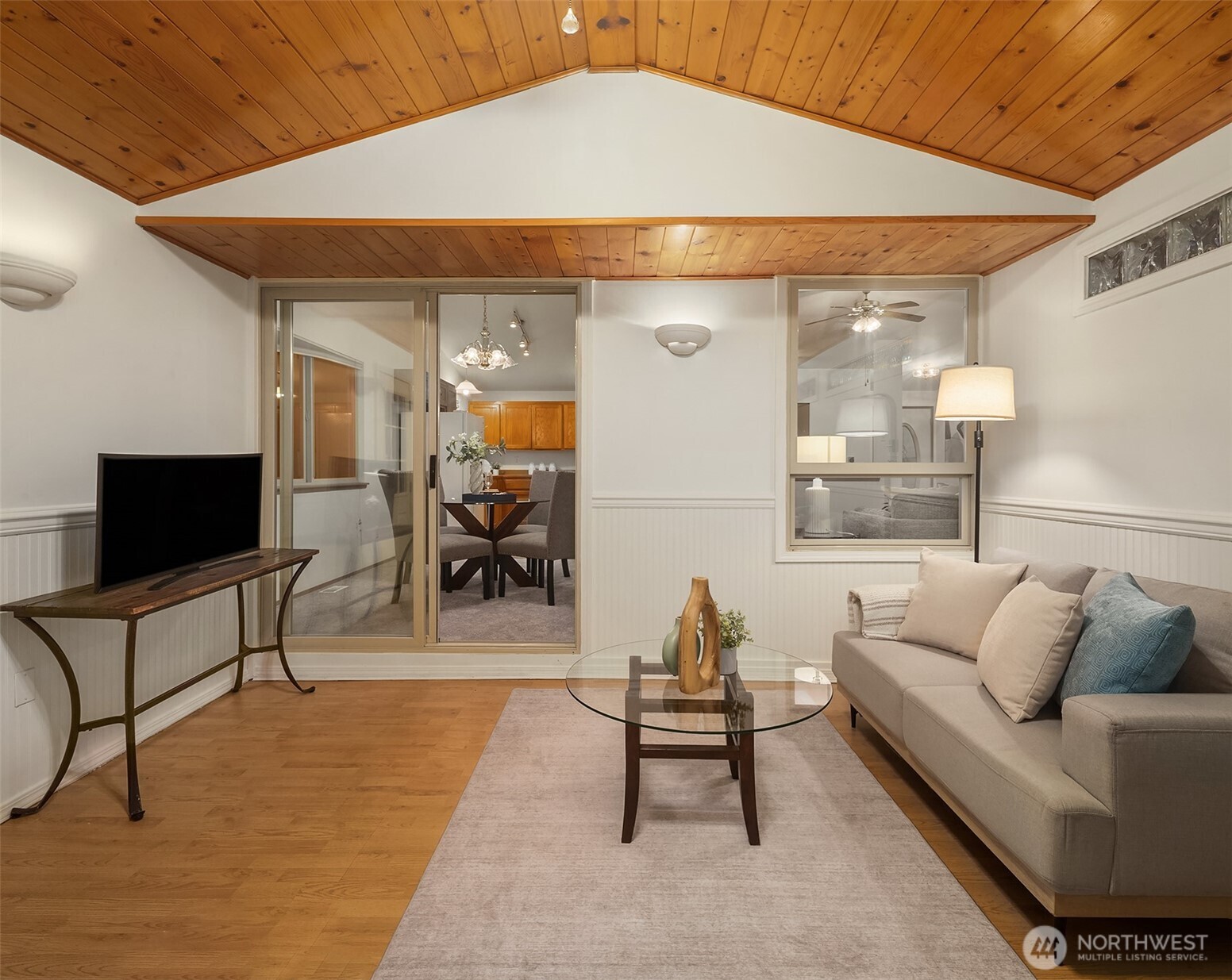 11703 30th Street Property Photo 15