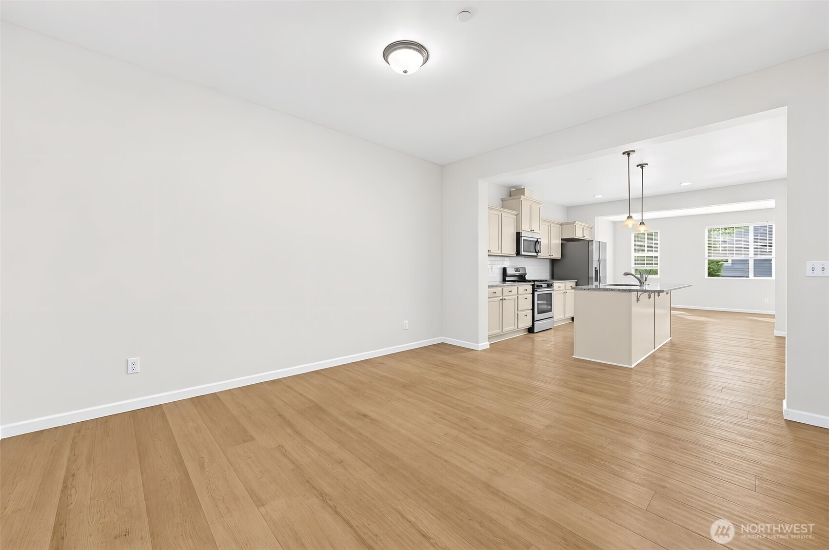10715 Ross Road C Property Photo 6