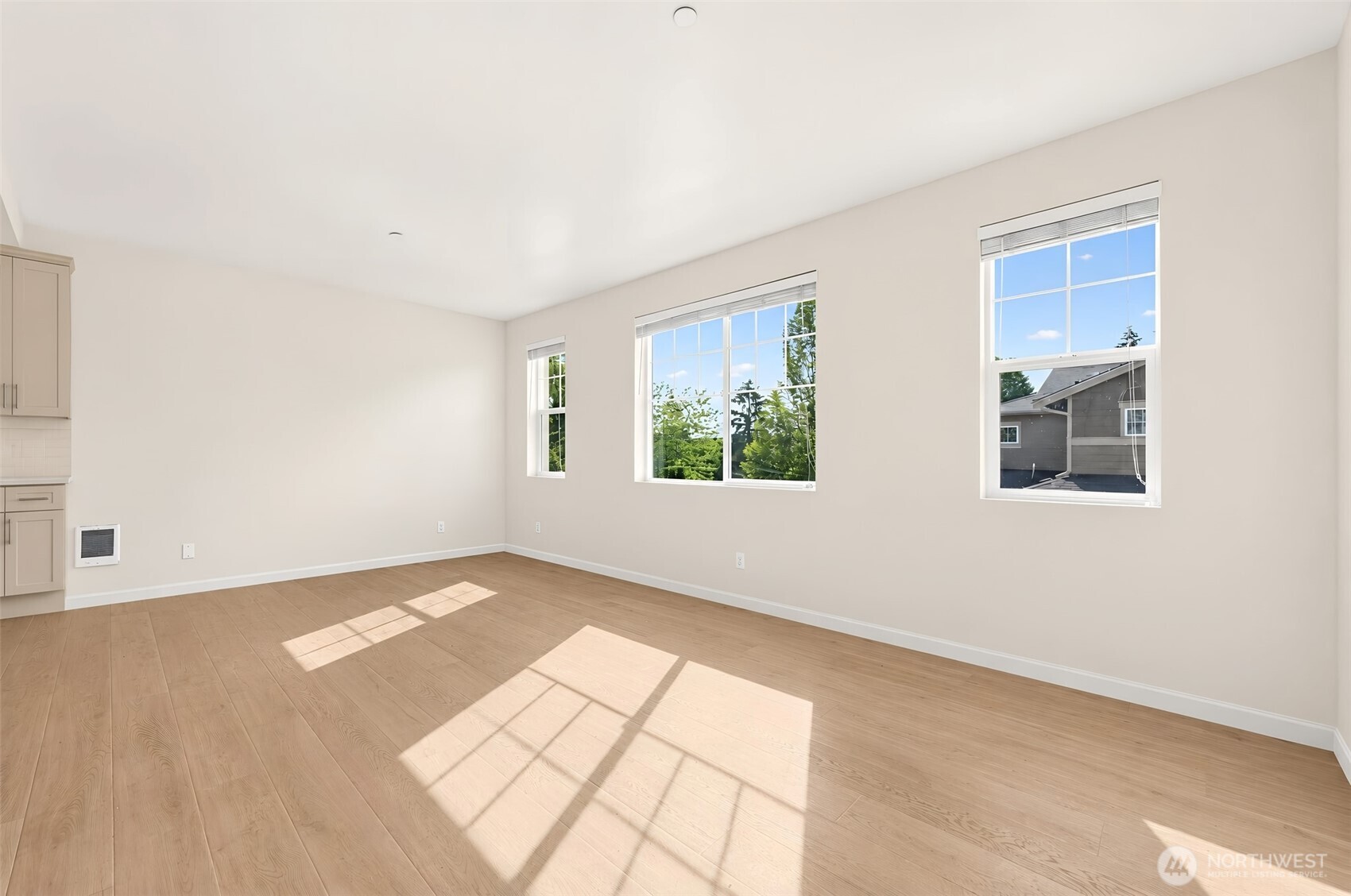10715 Ross Road C Property Photo 14