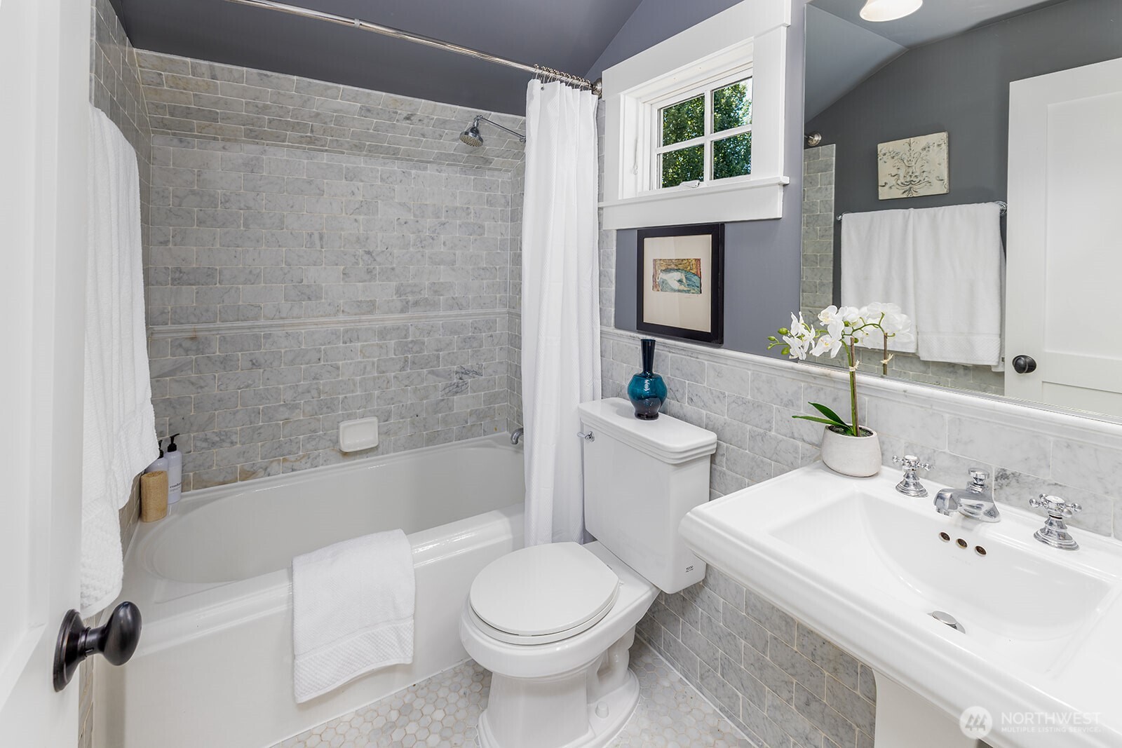 1613 21st Avenue B Property Photo 18