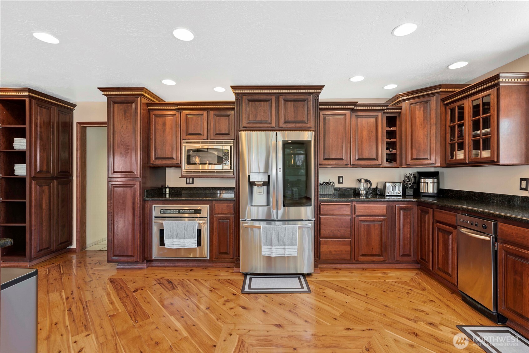 3131 35th Street Property Photo 12