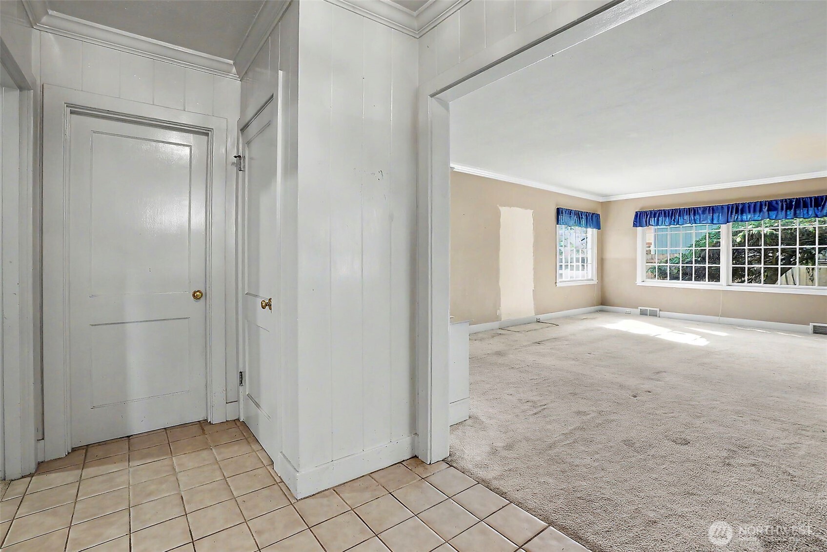 10302 Interlaaken Drive Property Photo 6