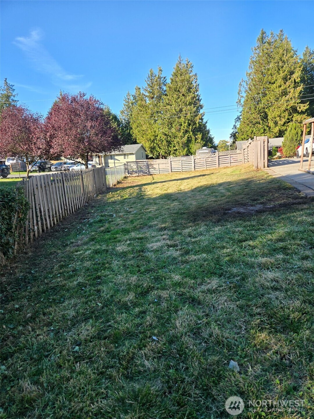 2000 E Highland Avenue Property Photo 15