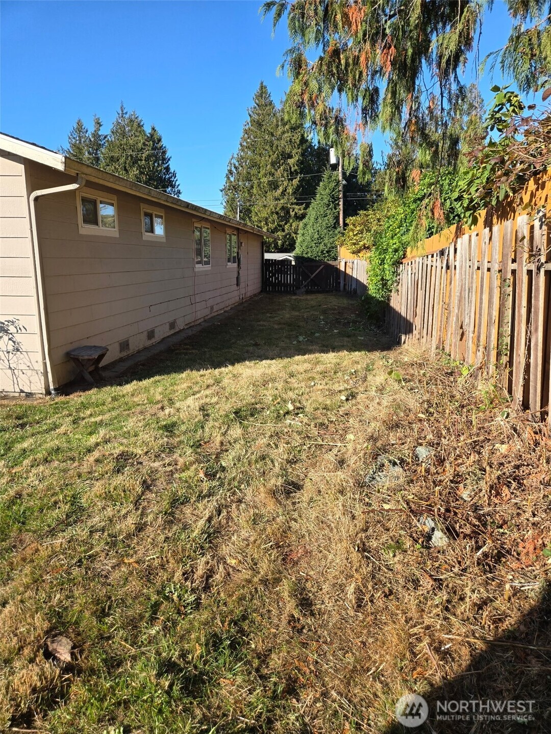 2000 E Highland Avenue Property Photo 20