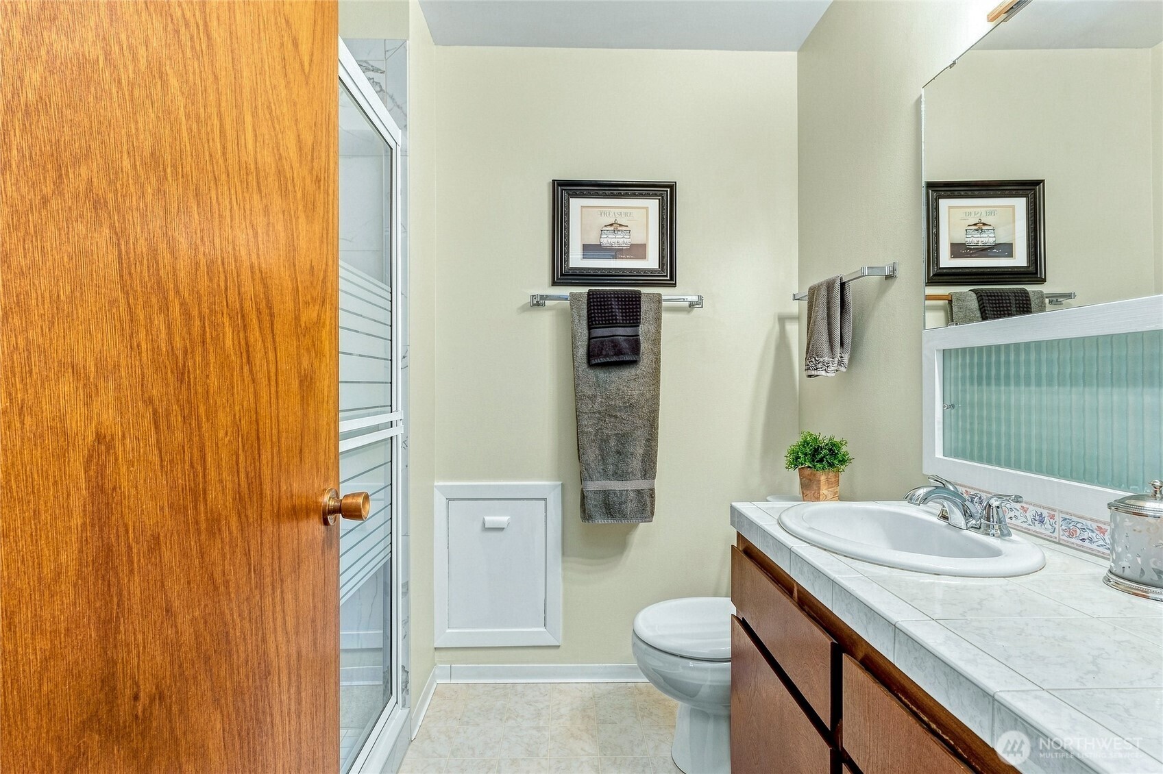 924 Bonnie Brae Street Property Photo 24