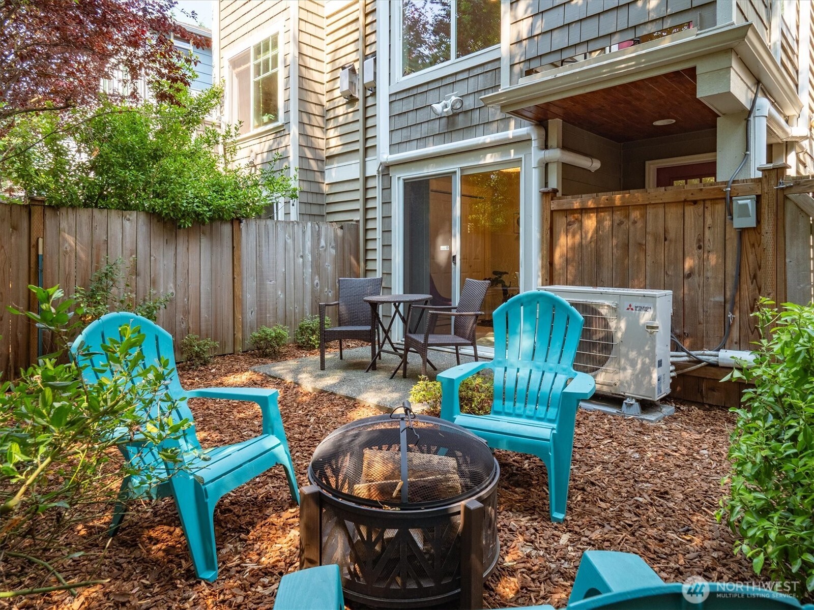 641 Nw Market Street A Property Photo 23