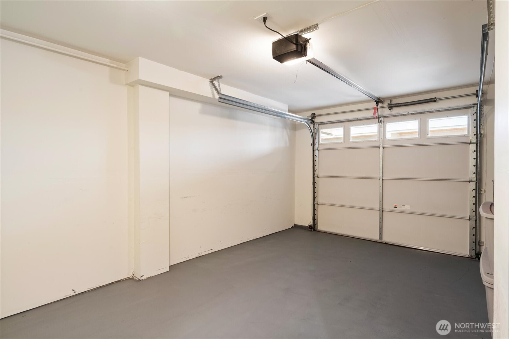641 Nw Market Street A Property Photo 27