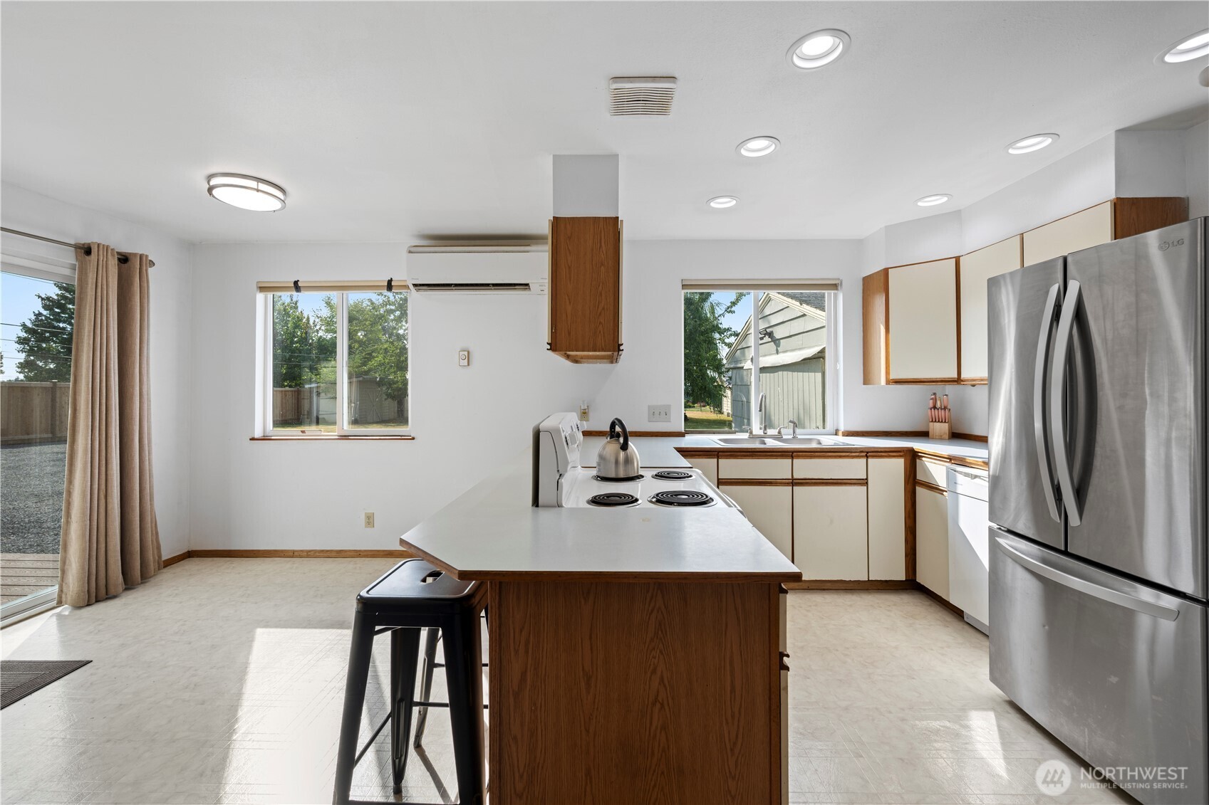 1312 83rd Avenue Property Photo 10