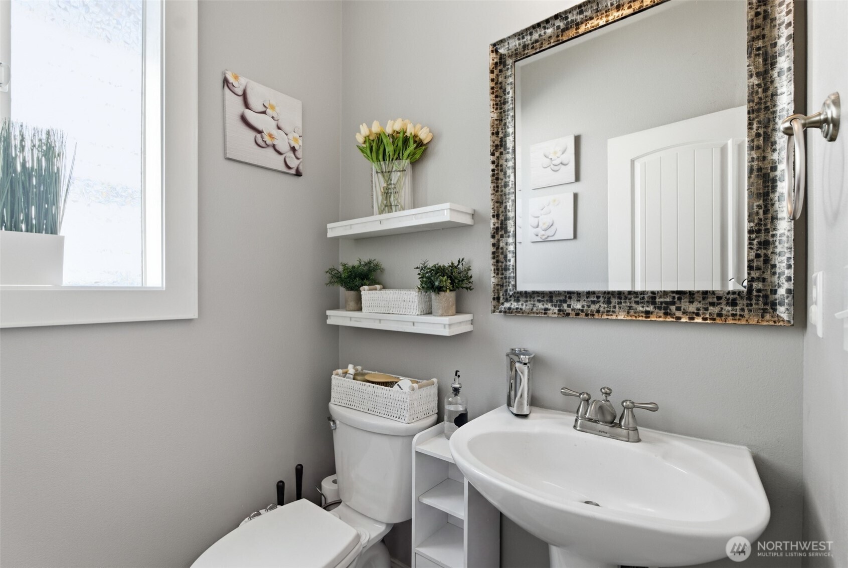 6424 43rd Street Property Photo 13