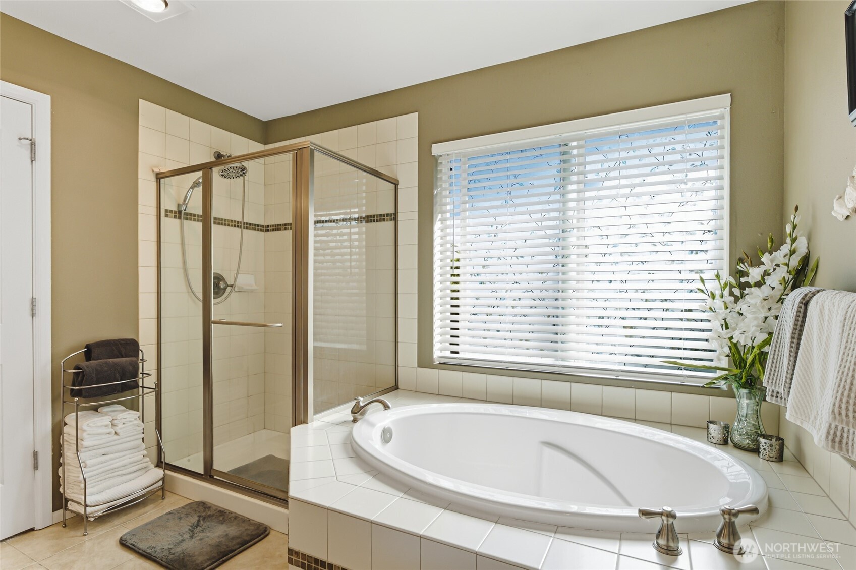 6424 43rd Street Property Photo 19