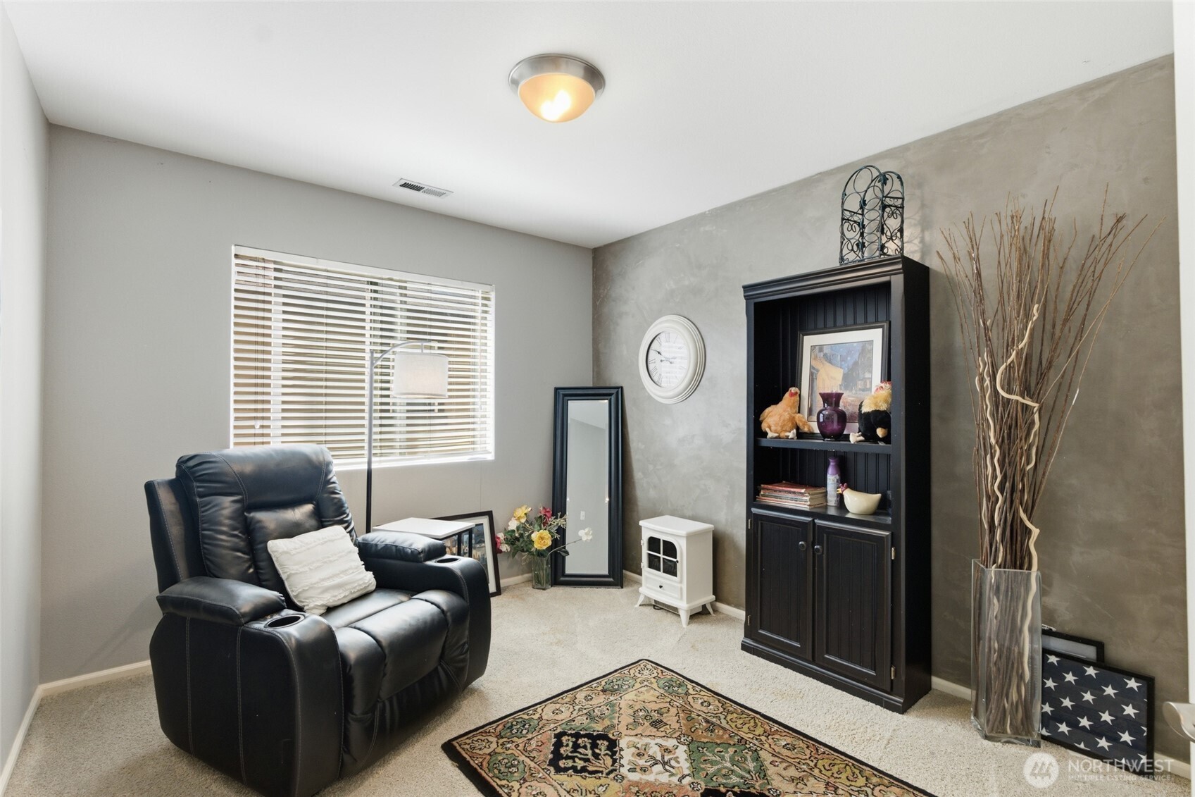 6424 43rd Street Property Photo 27