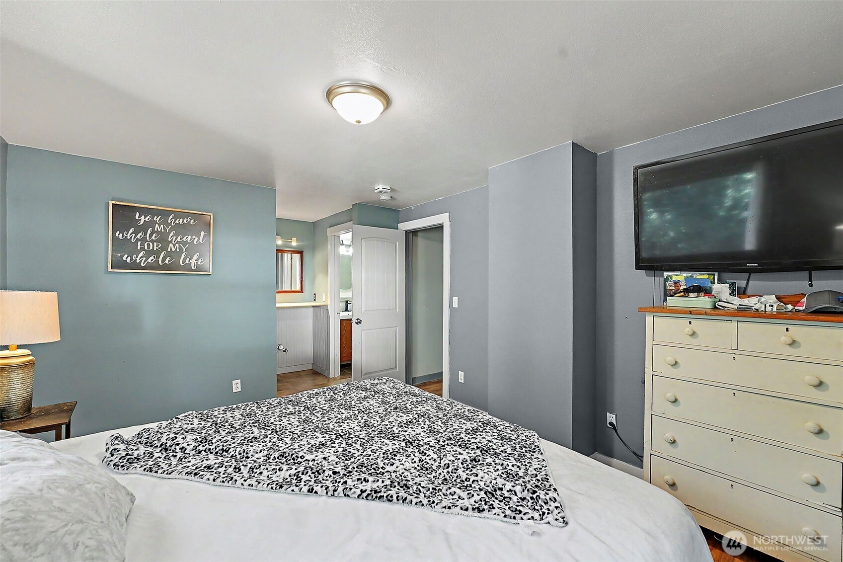 22329 Glenview Court Property Photo 19