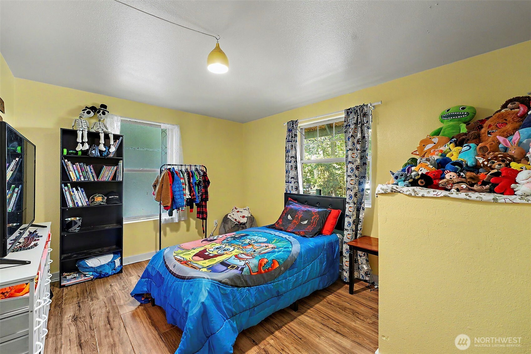 22329 Glenview Court Property Photo 22