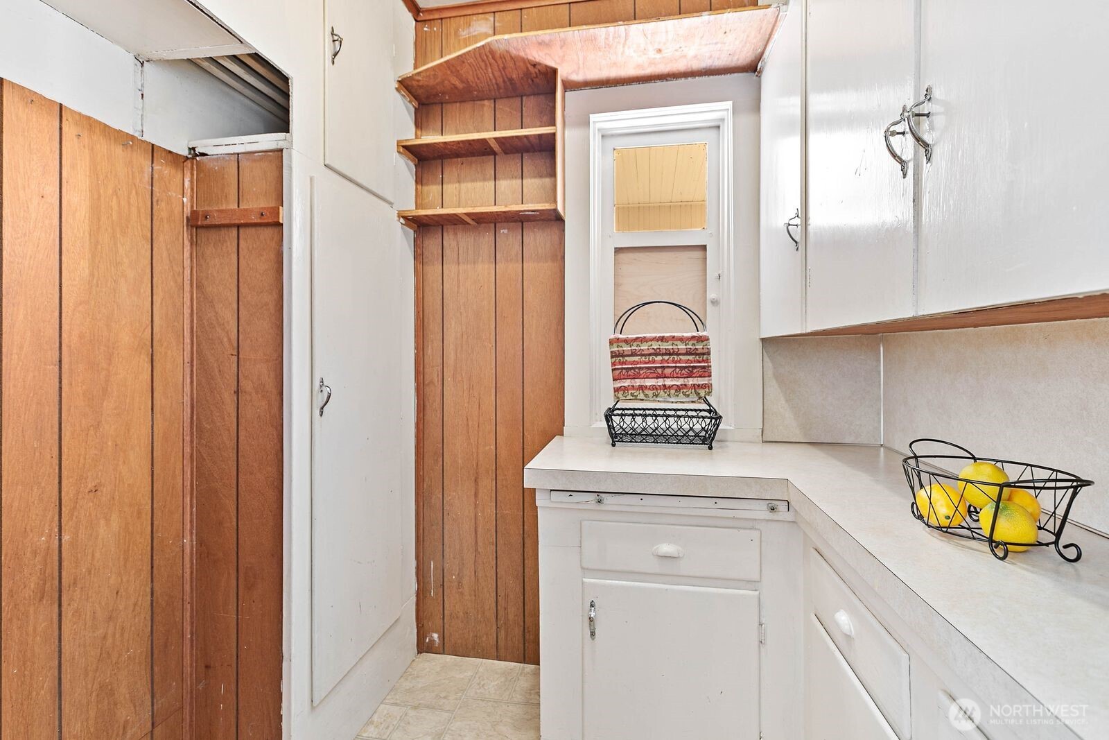 2508 Moore Street Property Photo 14