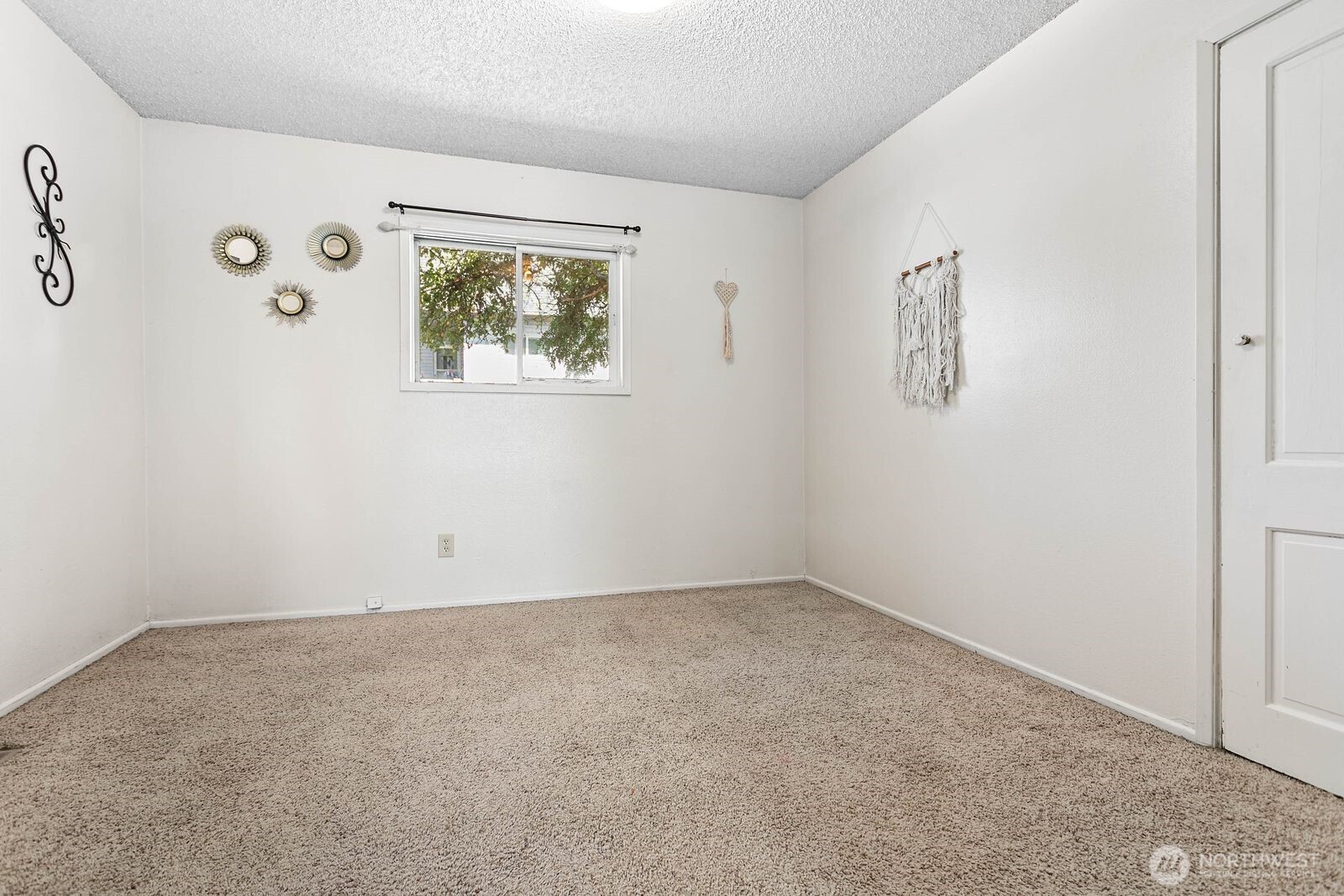 2508 Moore Street Property Photo 15