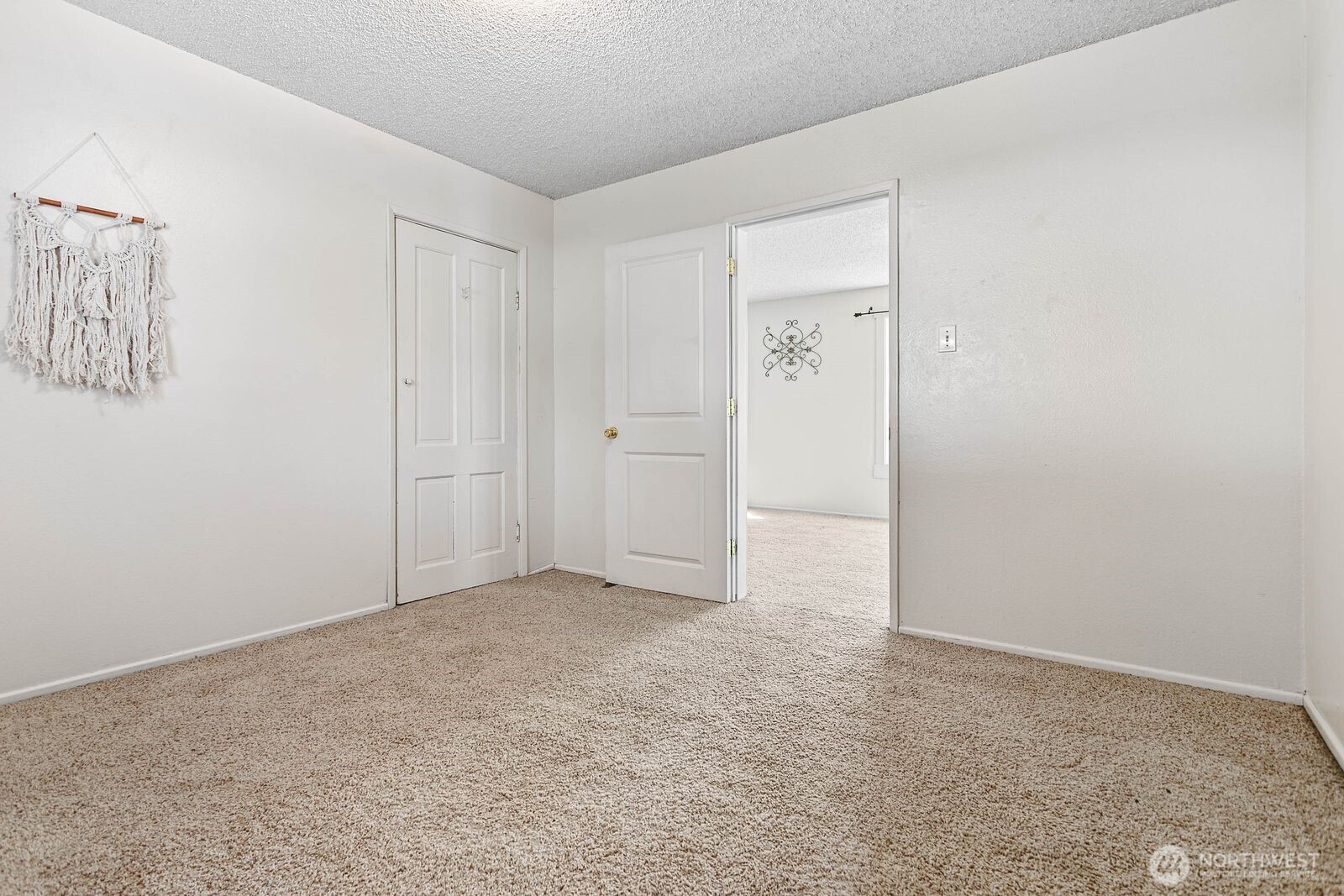 2508 Moore Street Property Photo 16