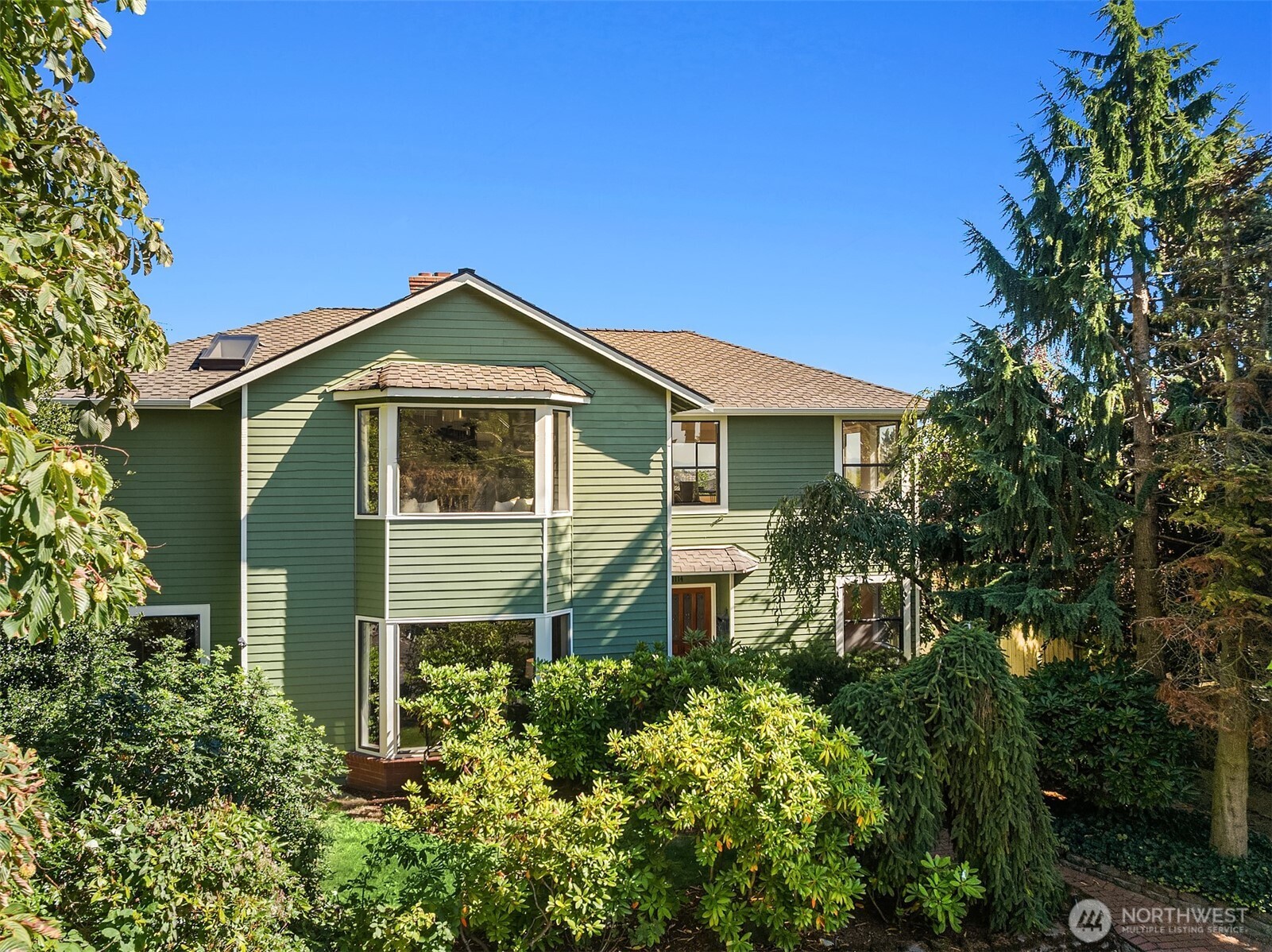 1114 2nd Avenue Property Photo 3