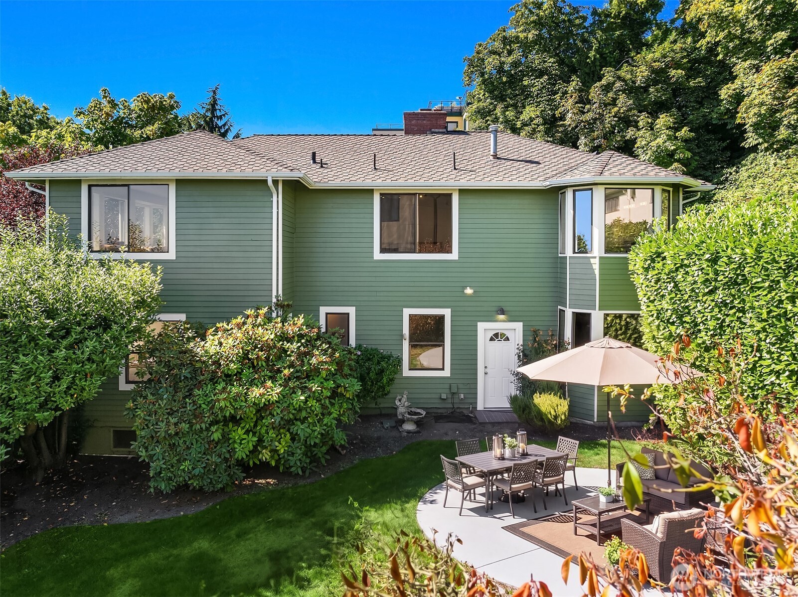 1114 2nd Avenue Property Photo 4