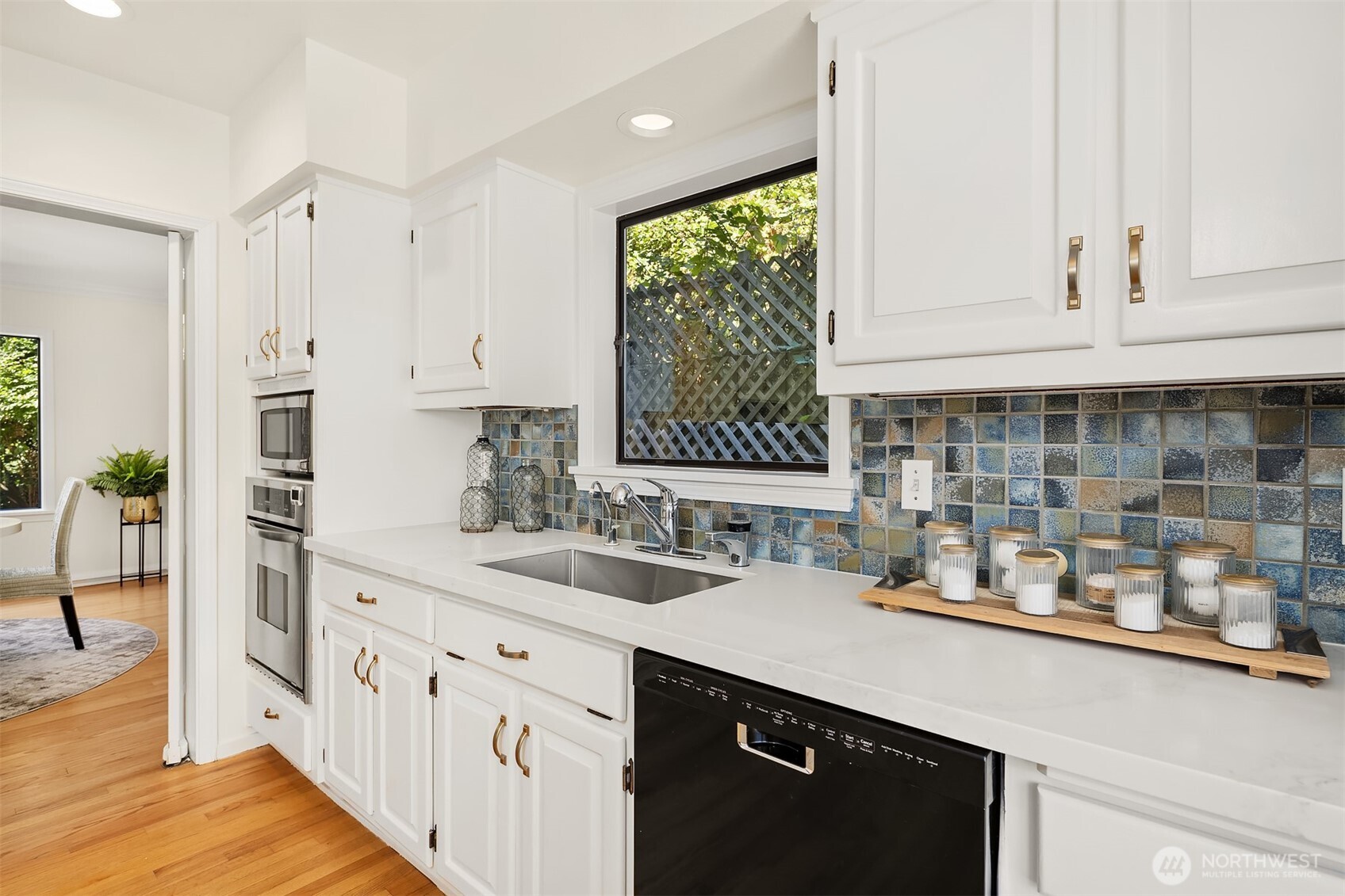 1114 2nd Avenue Property Photo 15