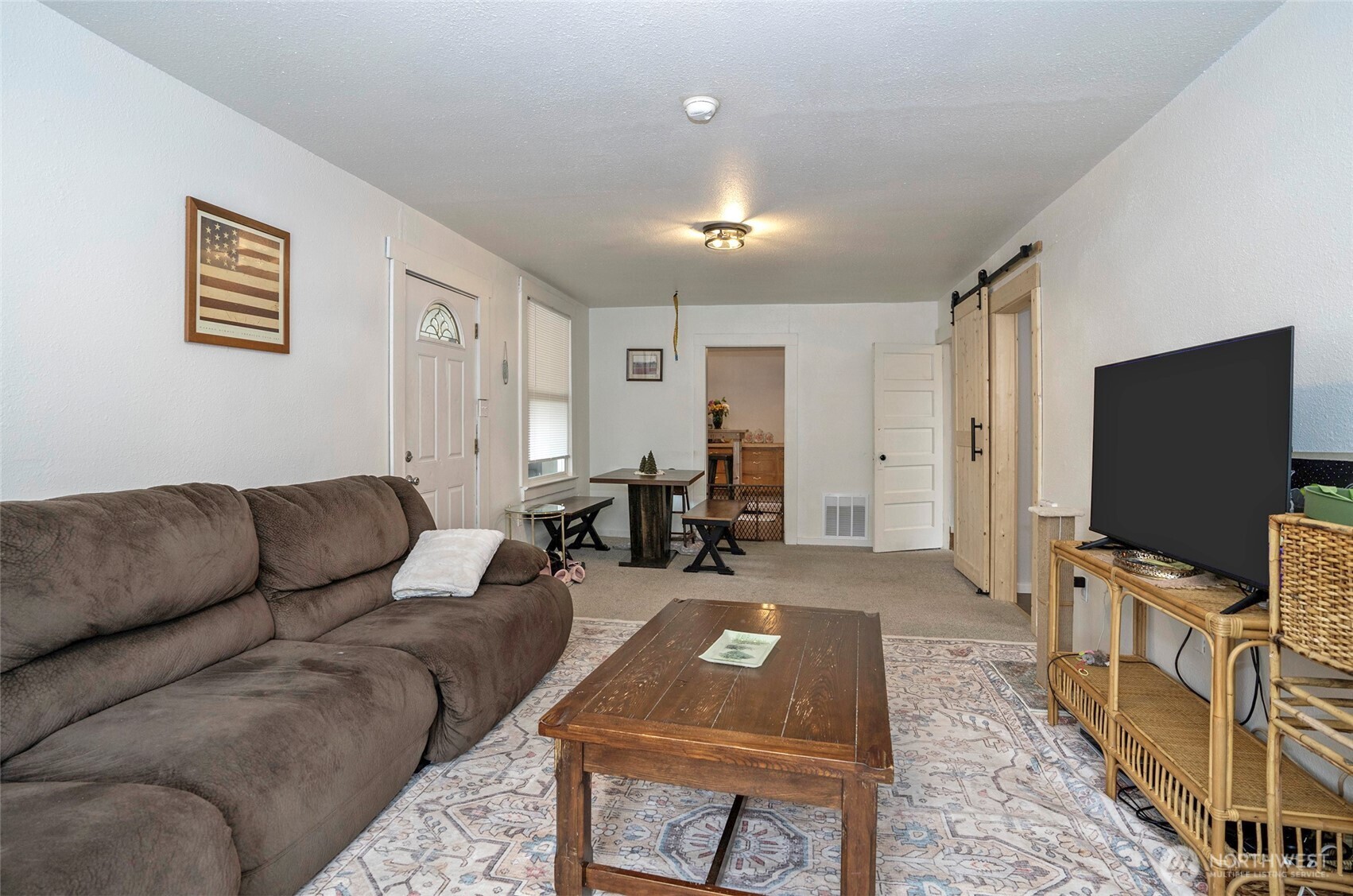 110 Alder Street Property Photo 5