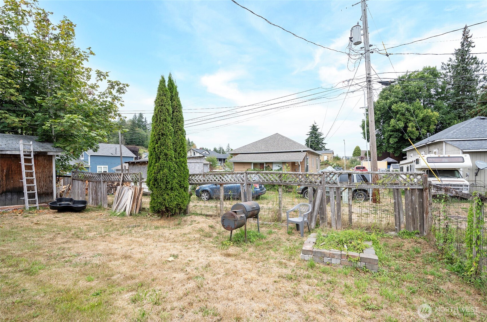 110 Alder Street Property Photo 19