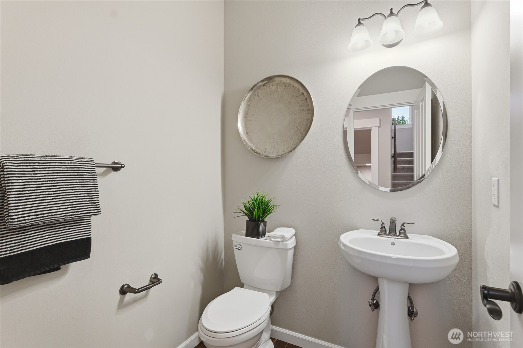 35214 4th Place Property Photo 16