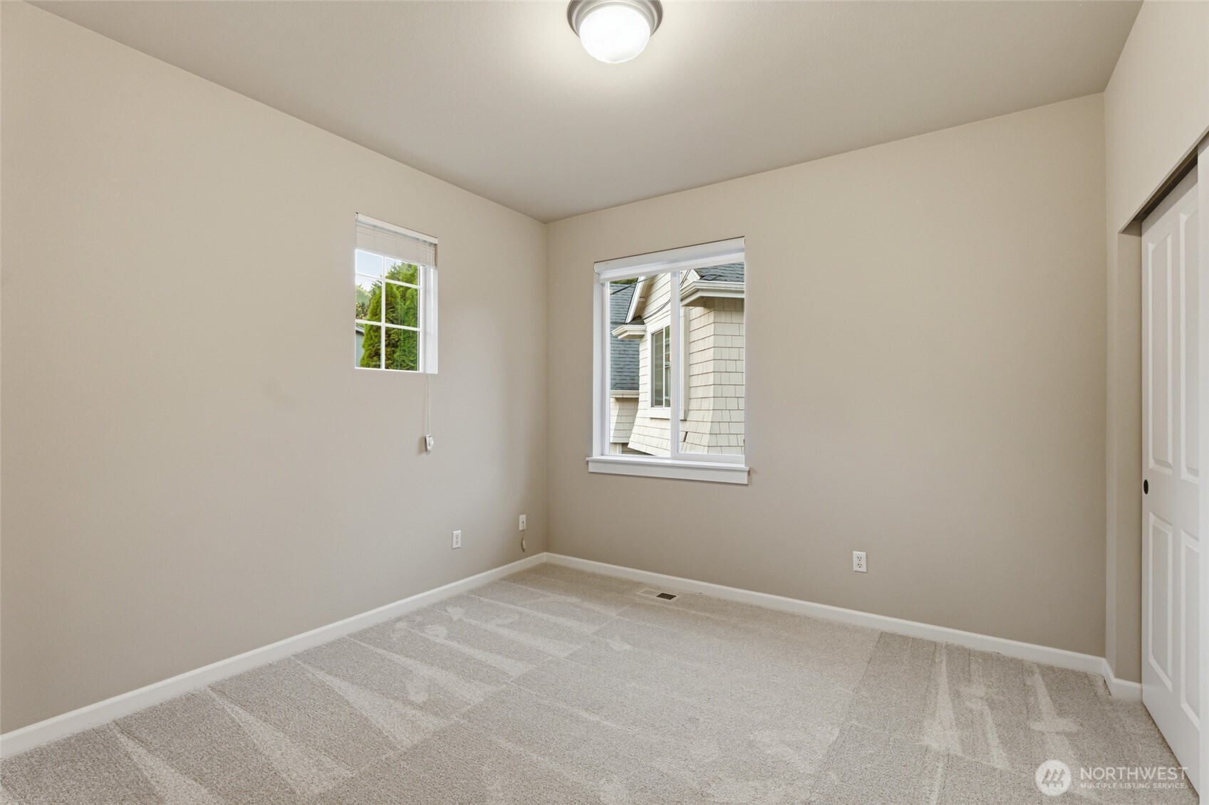35214 4th Place Property Photo 31