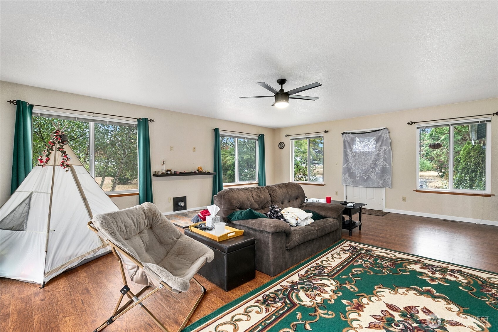 16631 Case Road Property Photo 4