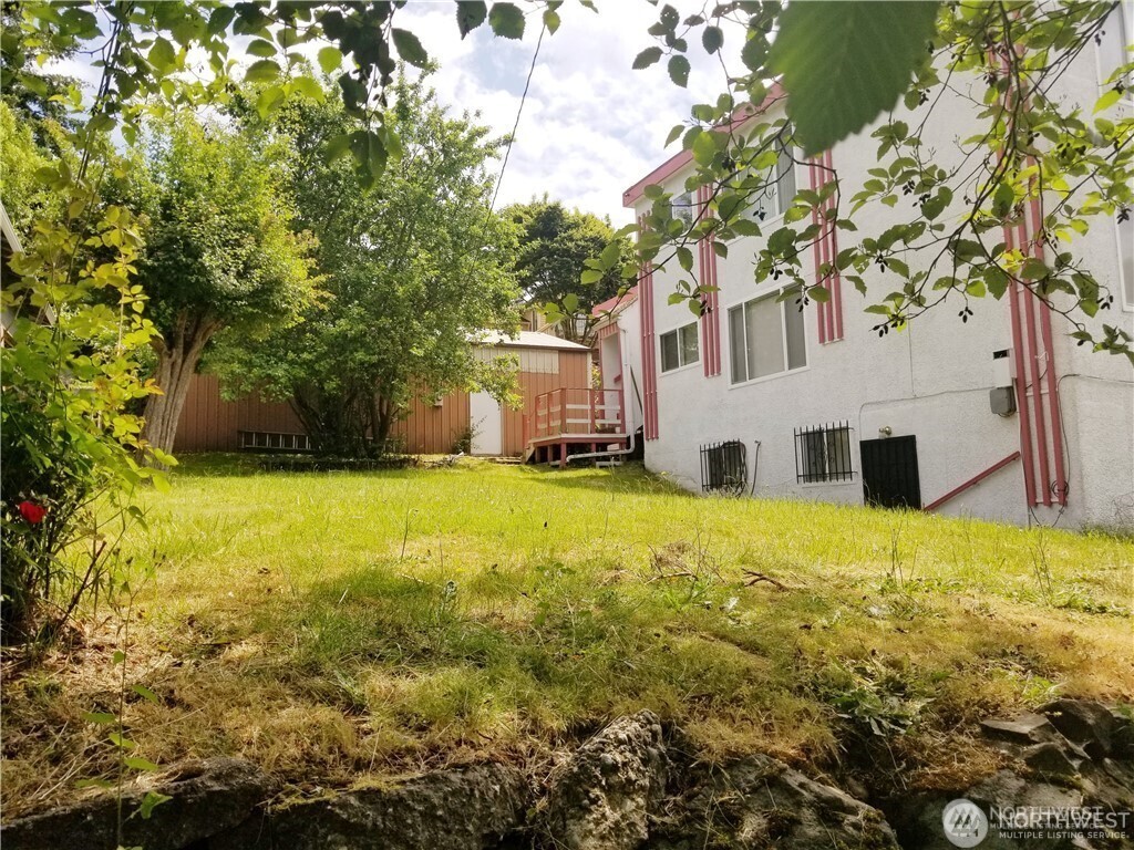 812 29th Avenue Property Photo 15