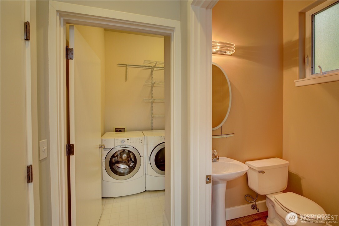 9425 110th Place Property Photo 12