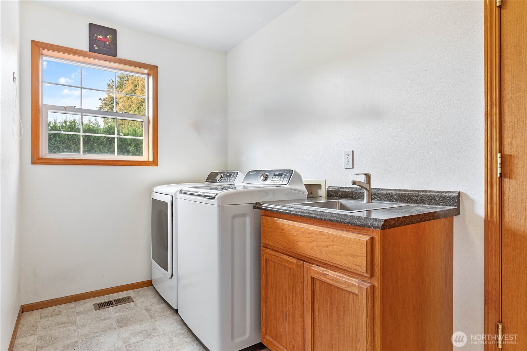 8510 Benson Road Property Photo 33