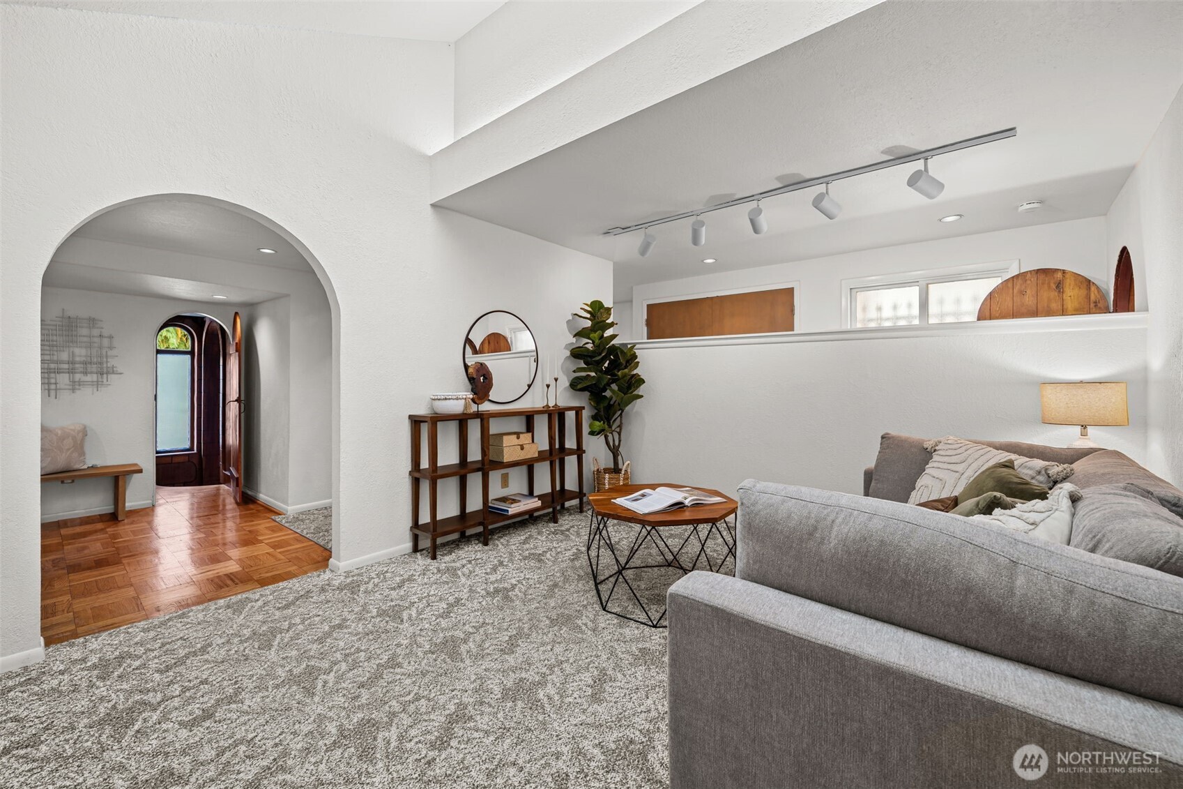 1236 S Stevens Street Property Photo 6