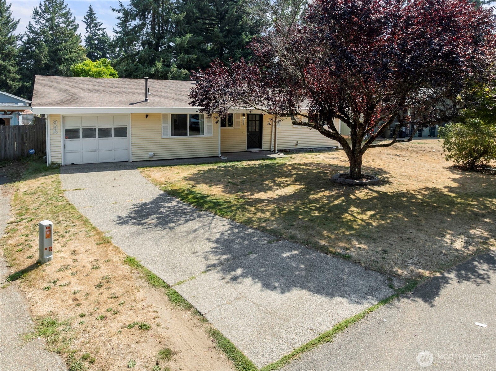 936 Oakcrest Drive Property Photo 24
