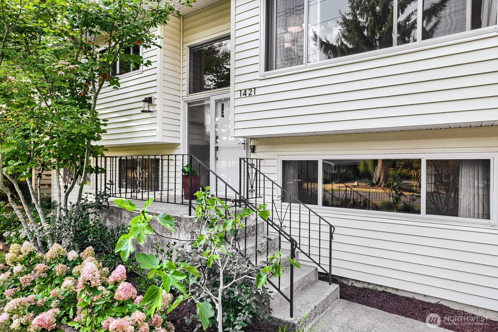 1421 218th Street Property Photo 1