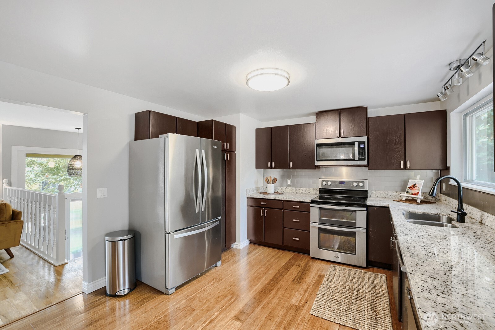 1421 218th Street Property Photo 11