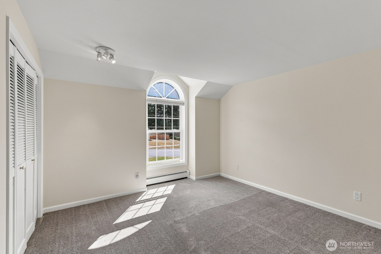 5927 Chennault Beach Drive Property Photo 25